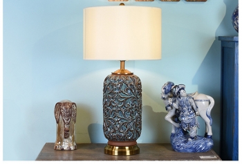 Đèn bàn nhập khẩu độc đáo, ấn tượng DNAA 076