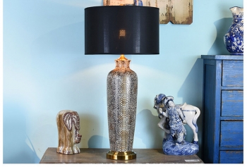 Đèn ngủ nhập khẩu trang trí nội thất DNAA 081