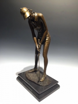 Đồ decor cô gái đánh Golf DCAA 048