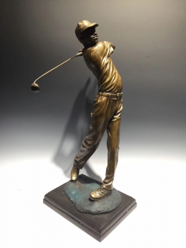 Đồ decor Tiger Woods đánh Golf DCAA 049